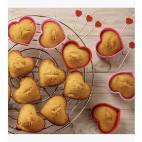   12 db Szív alakú szilikon muffin forma, cupcake forma, 12 db díszített pálcika